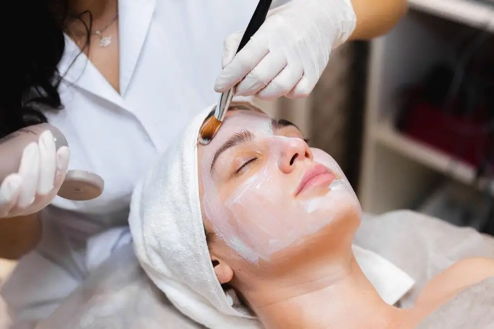 Normal Facial Treatment FOC 1 Eye Treatment