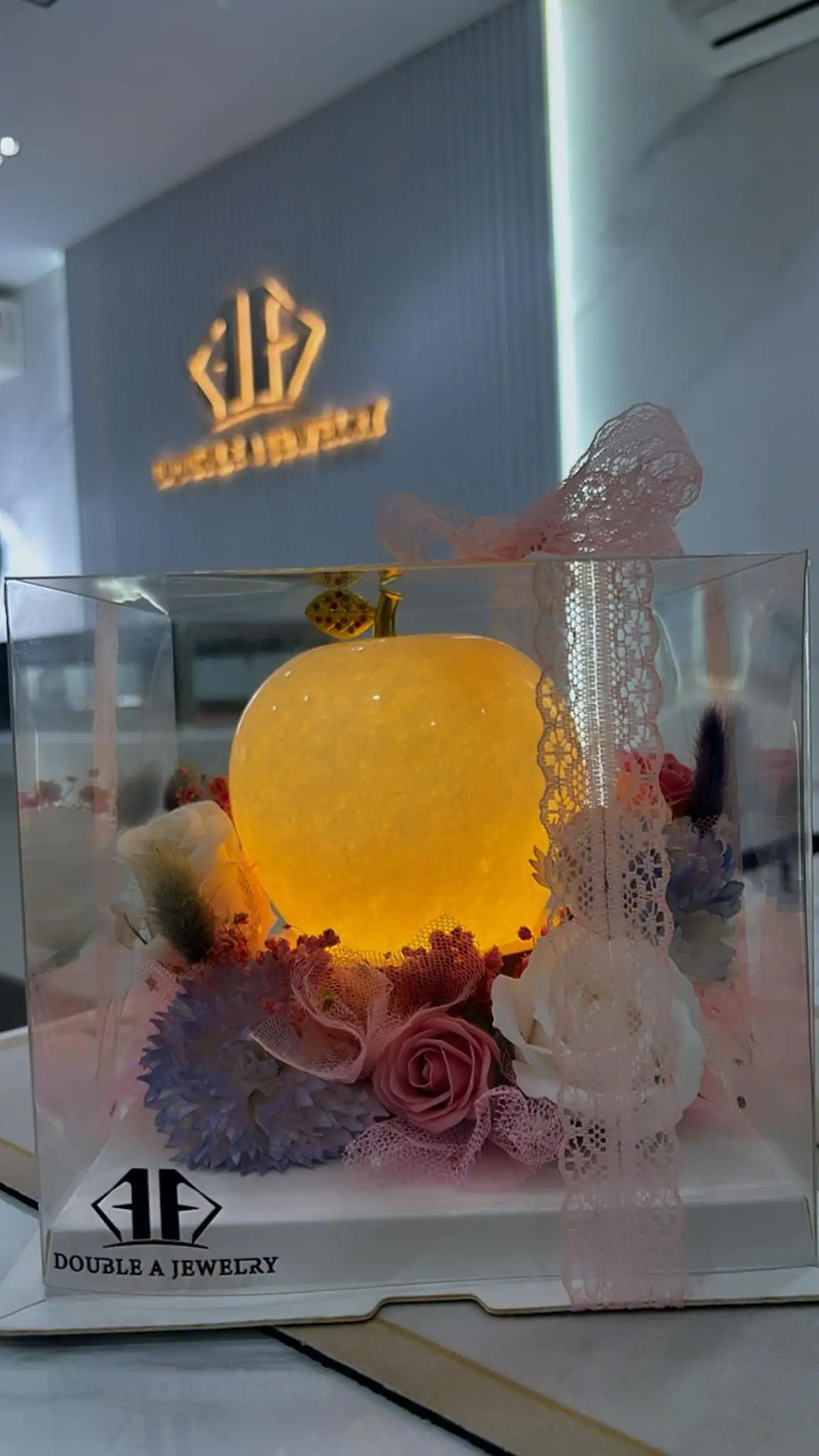 【汉白玉.苹果】